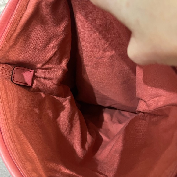 Fossil Pink Hobo Bag with Curved Top Design - Picture 12 of 16